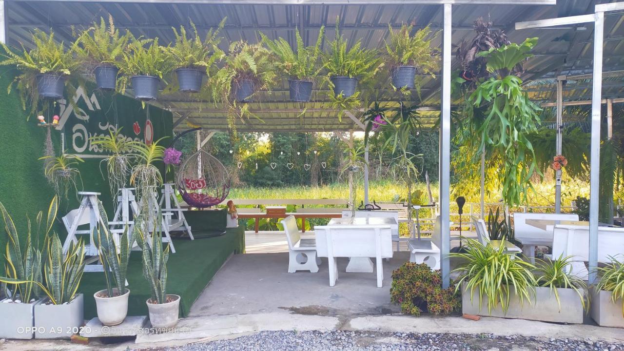 In Love Resort Chainat Luaran gambar