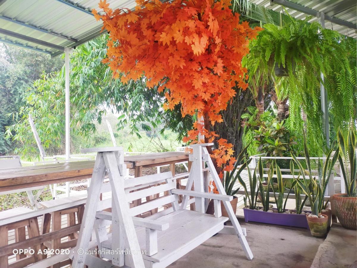In Love Resort Chainat Luaran gambar